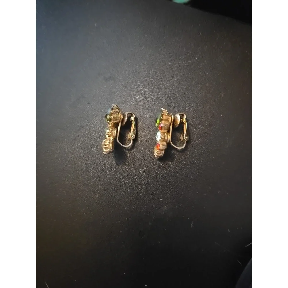 Vintage~ Clip Earrings ~Goldtone ~Various Color Stones - Picture 3 of 4